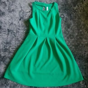 SOLD! Kelly green dress